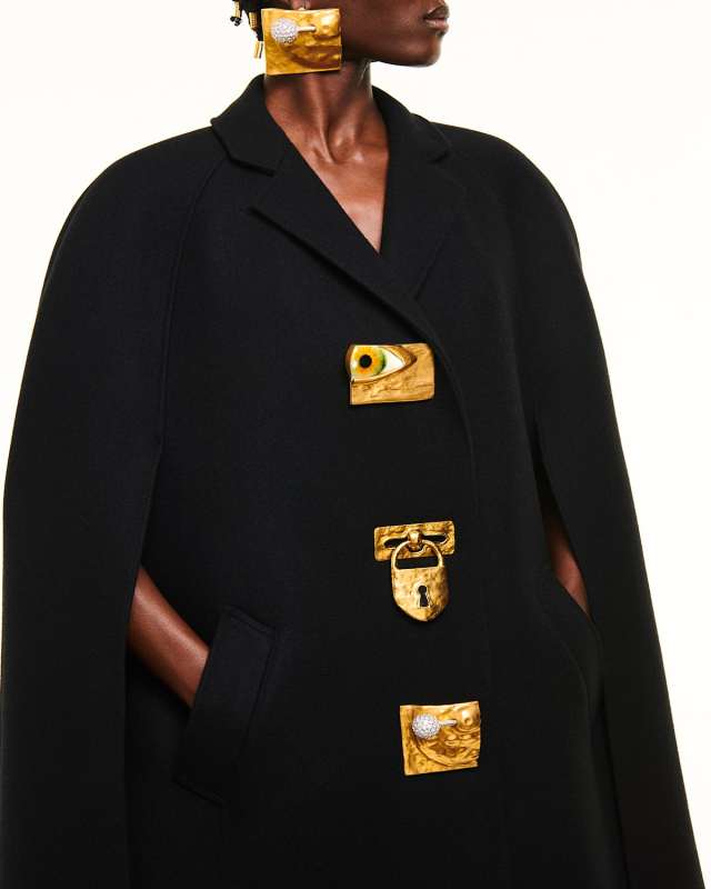 Padlock Cape